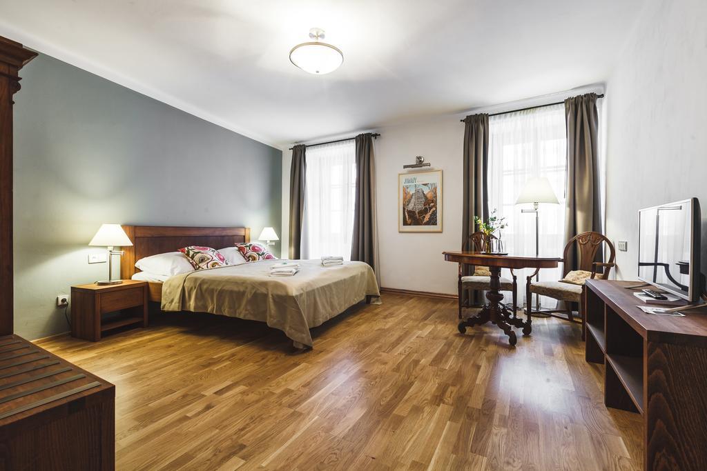 Double Room,1040322094:JPEG